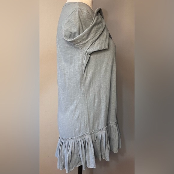 NWOT LOGO Pastel Blue Long Sleeved Tunic w/ Ruffles on the Bottom!! - Picture 4 of 9